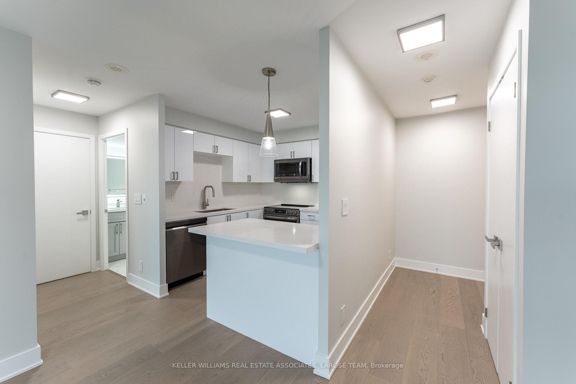 185 Legion Road Unit 1517 photo 4