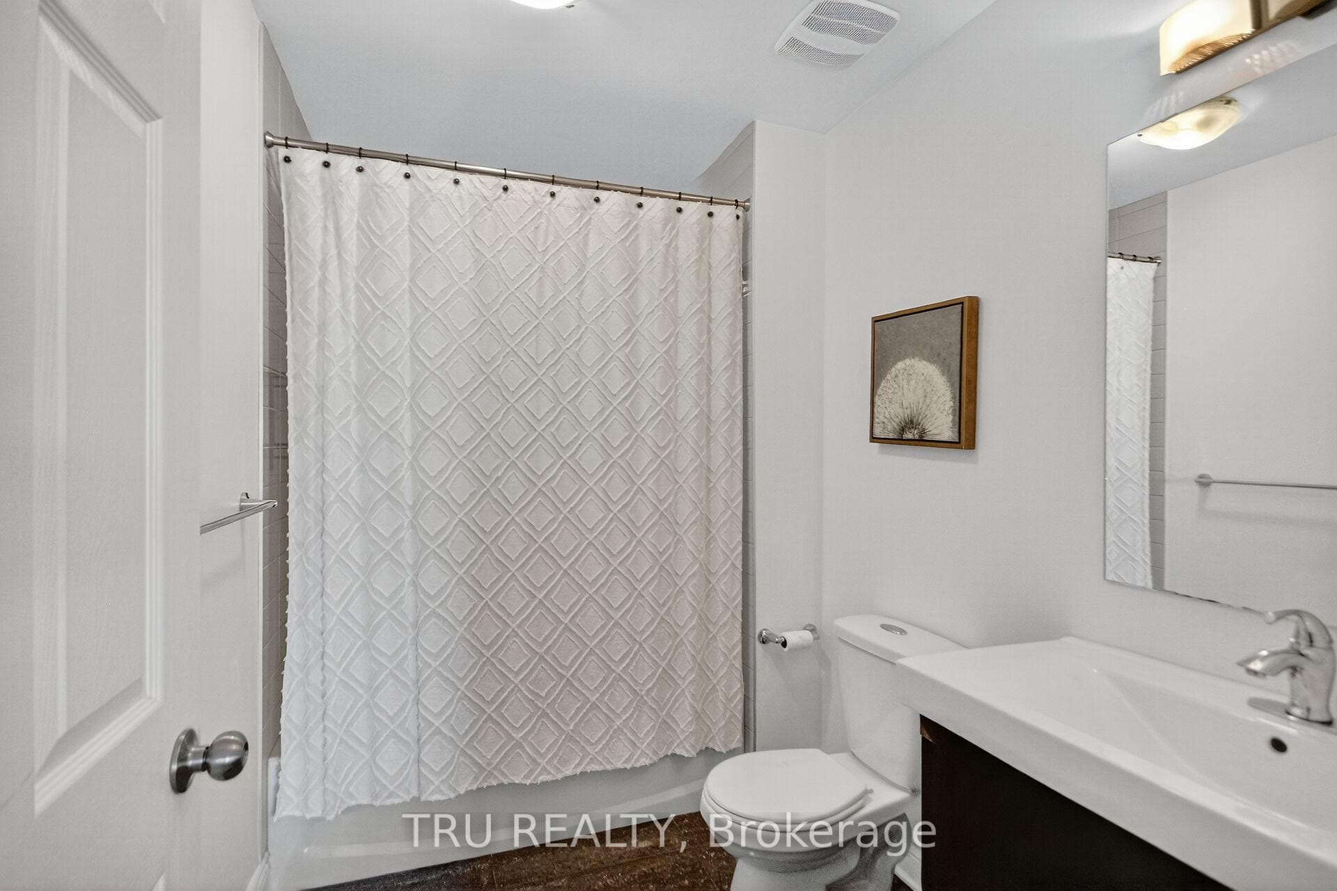 2642 Palings Private photo 25