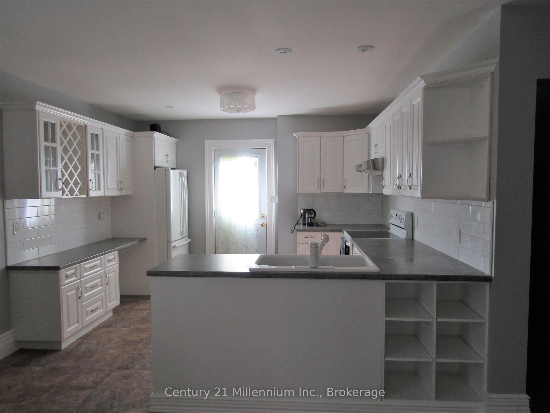 316 Centre Street Unit B photo 3