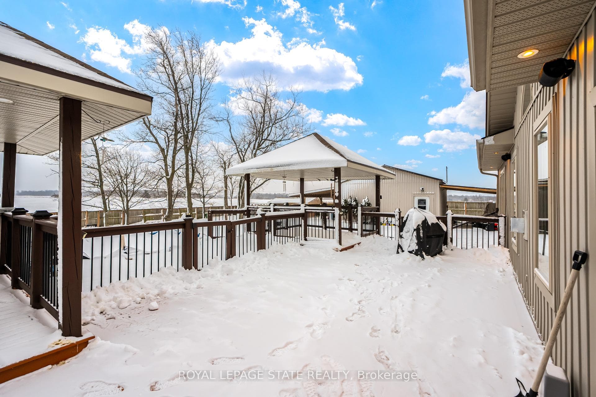 3151 Hendershot Road photo 37