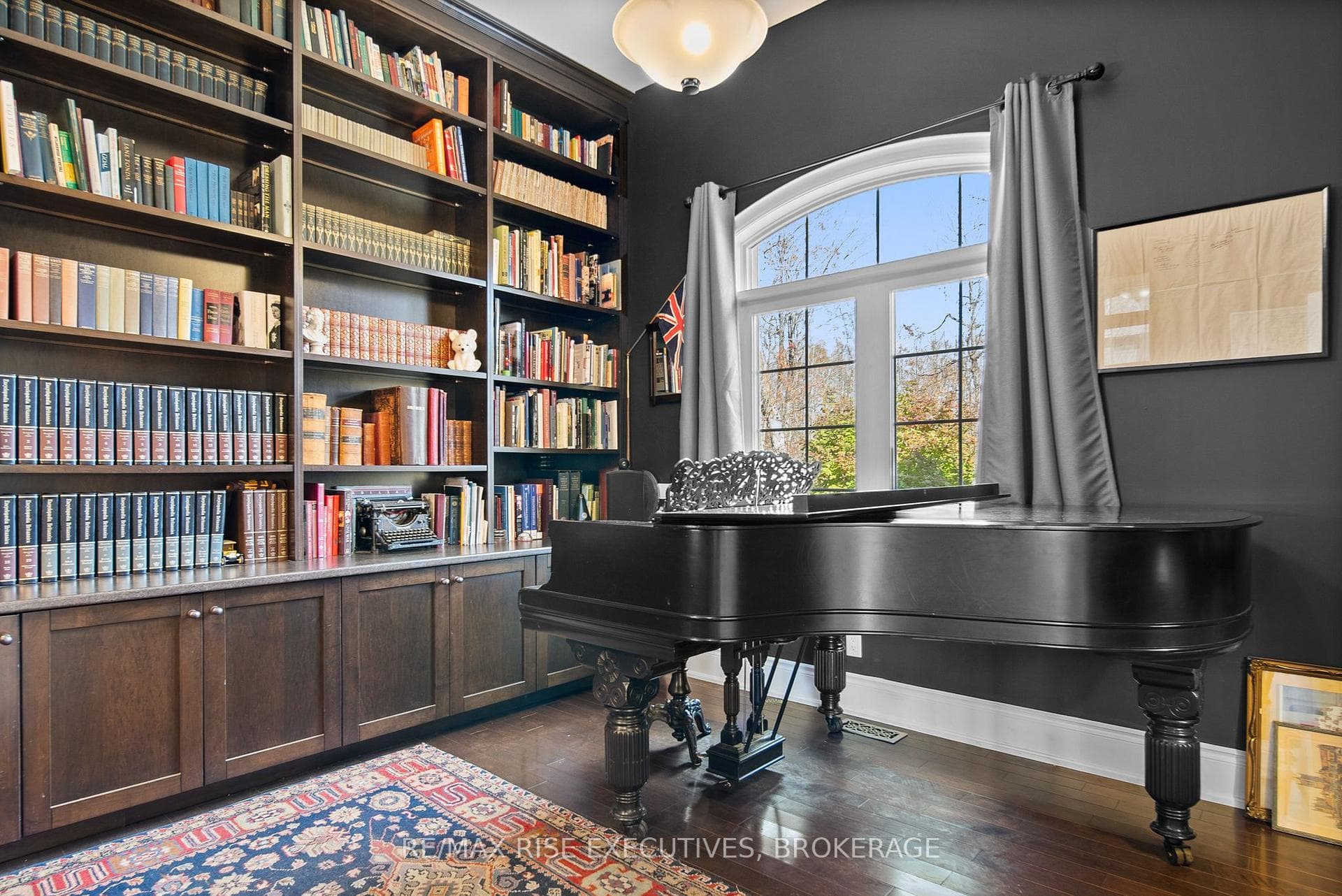 119 Fawn Brook Drive photo 8