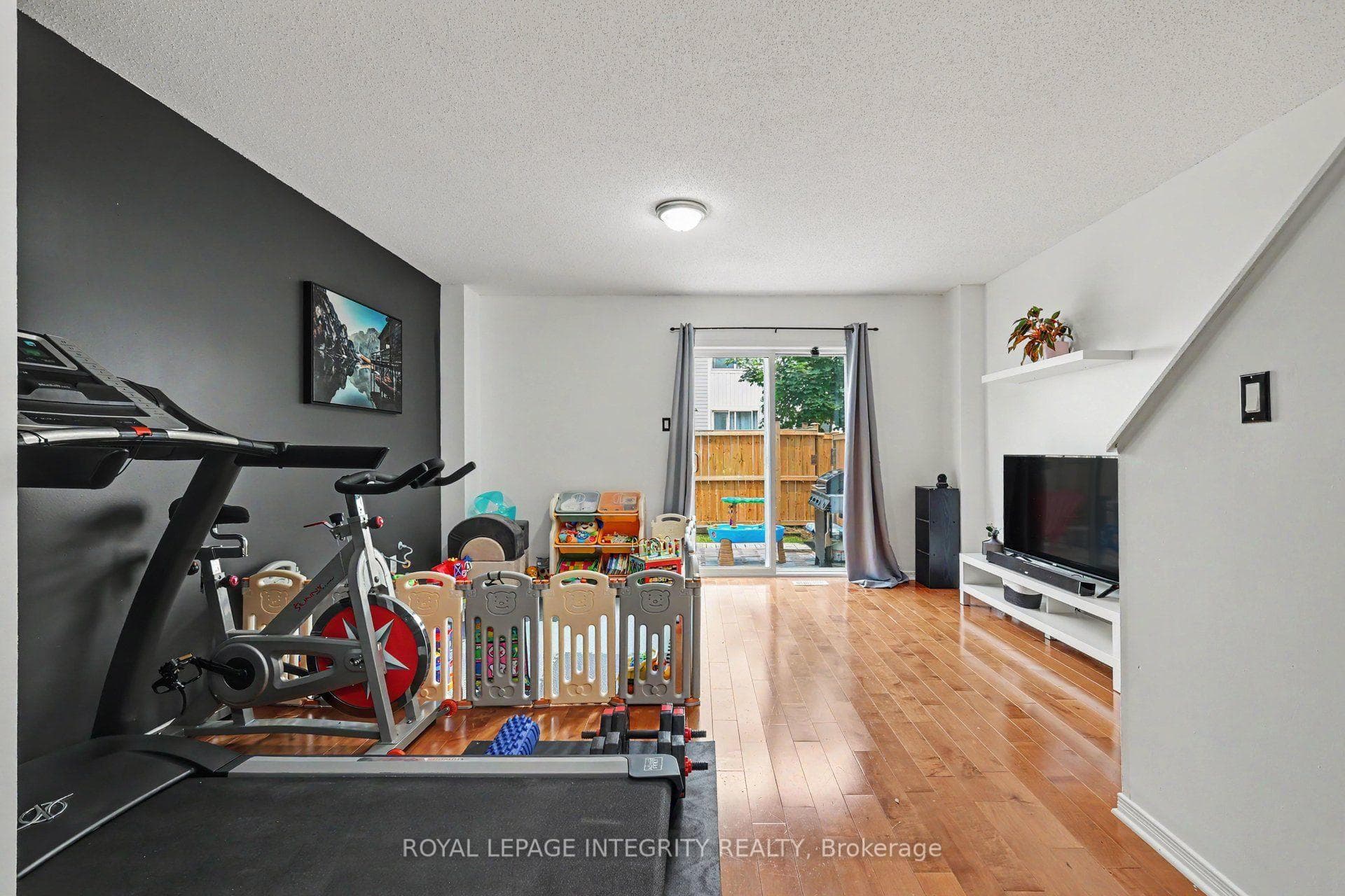 474 Seyton Drive photo 23