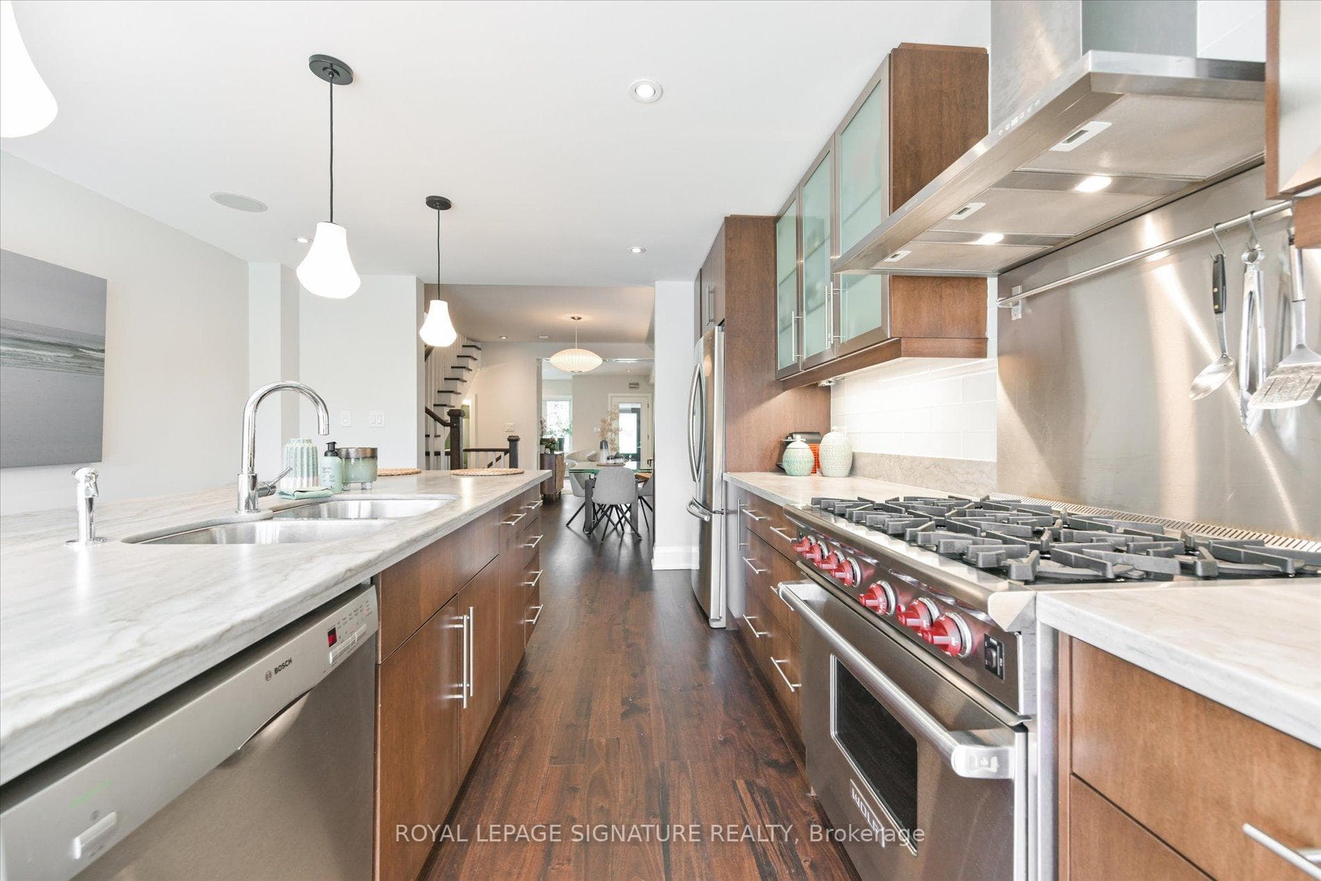 367 Balliol Street photo 14