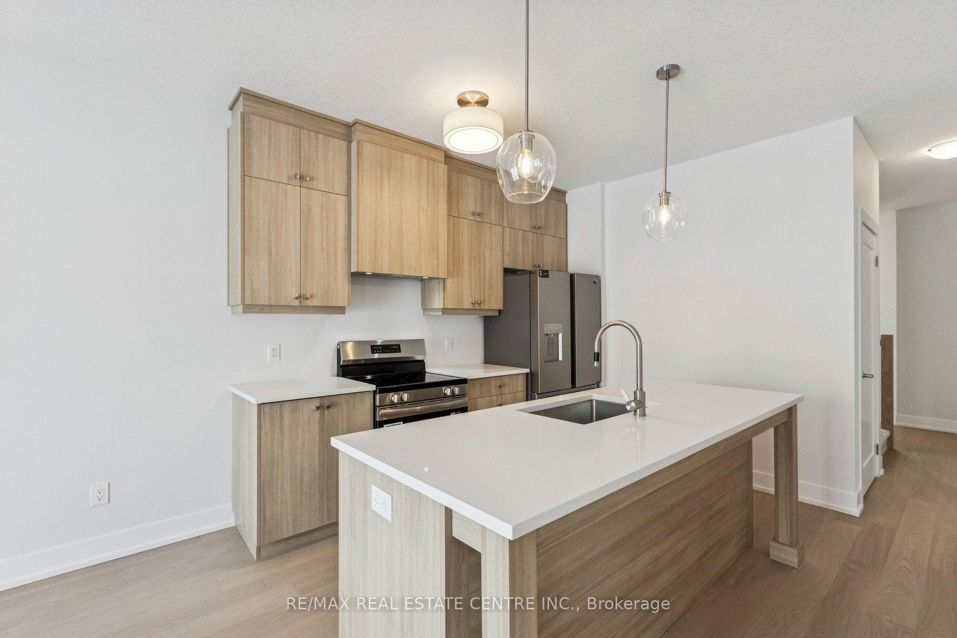 123 Maple Street photo 21