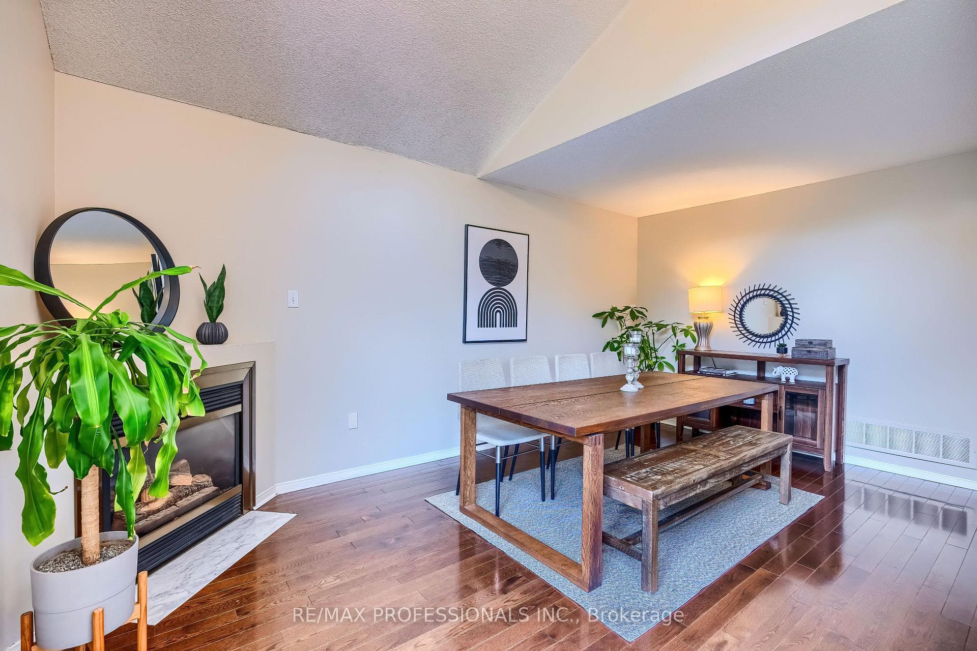 149 Eaton Street photo 15