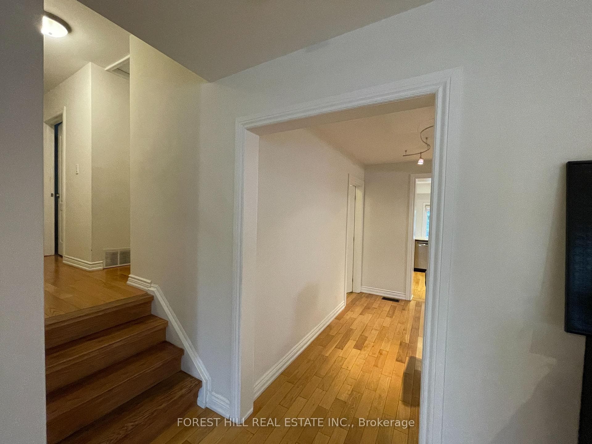 144 Newton Drive photo 24