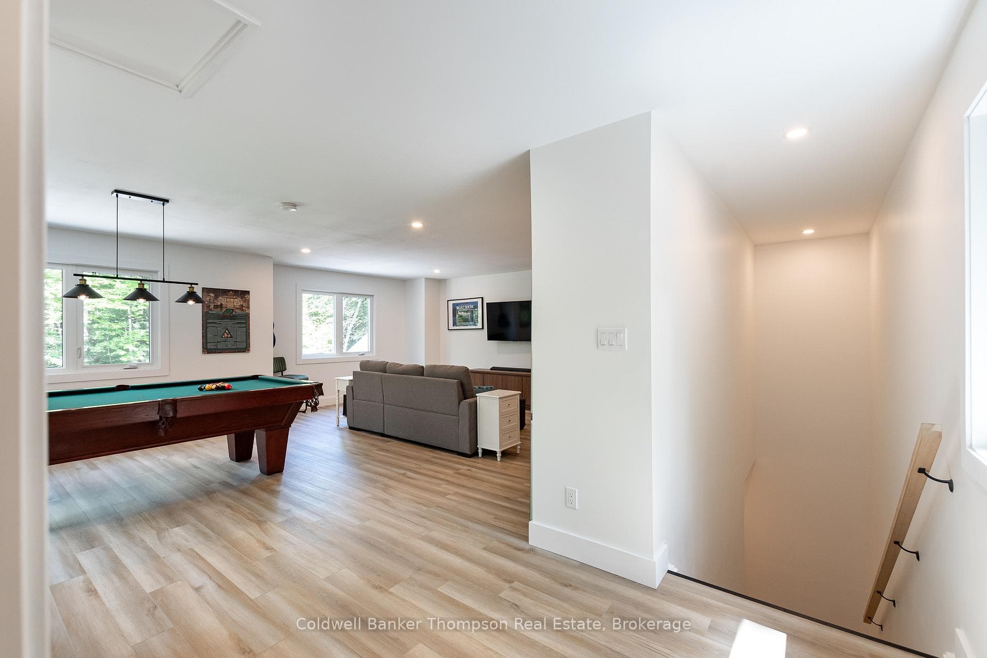 4620 Aspdin Road photo 32