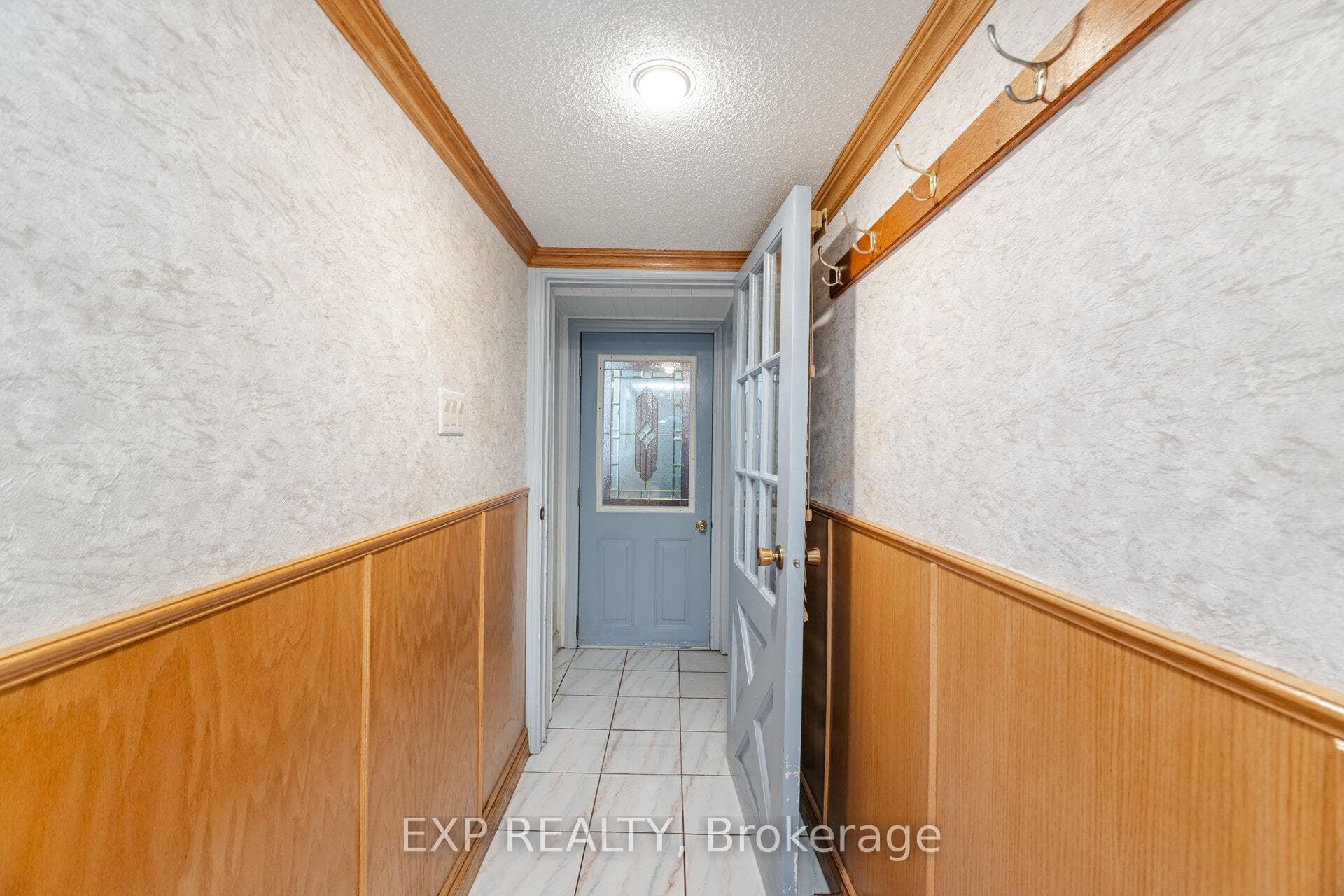 395 Crawford Street photo 31