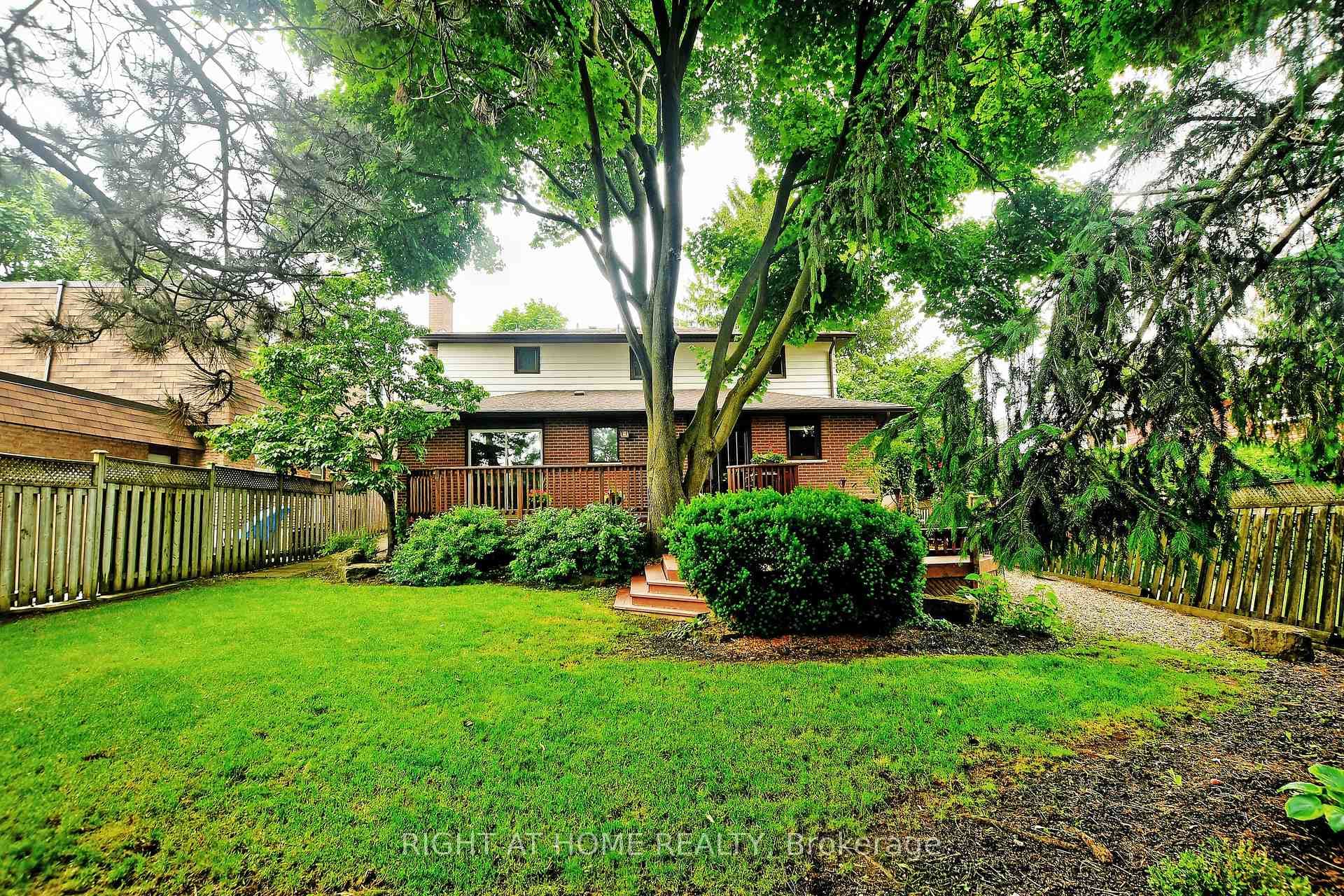 157 Kirk Drive photo 32
