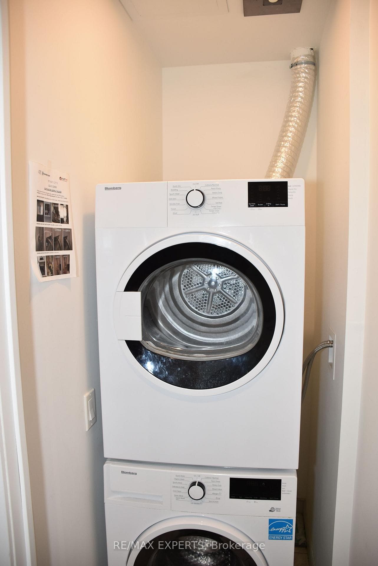 Stacked Washer and Dryer!