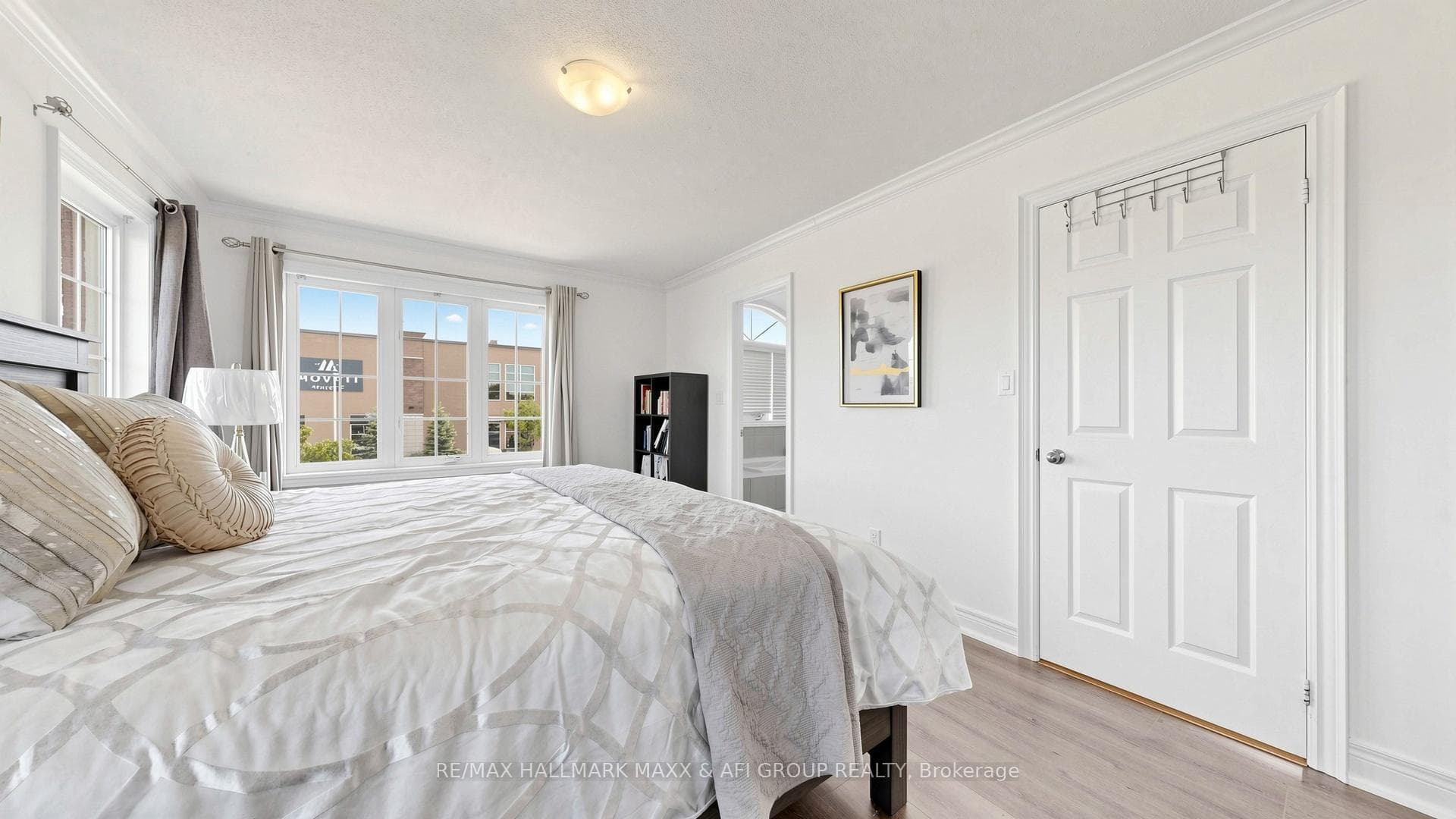 1 Vandervoort Drive photo 22