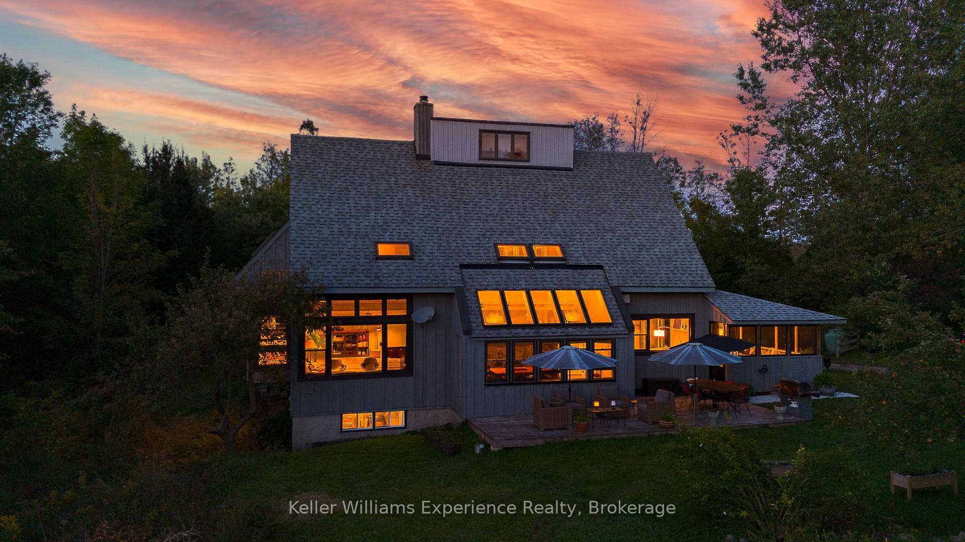 A custom-designed retreat on 25 acres