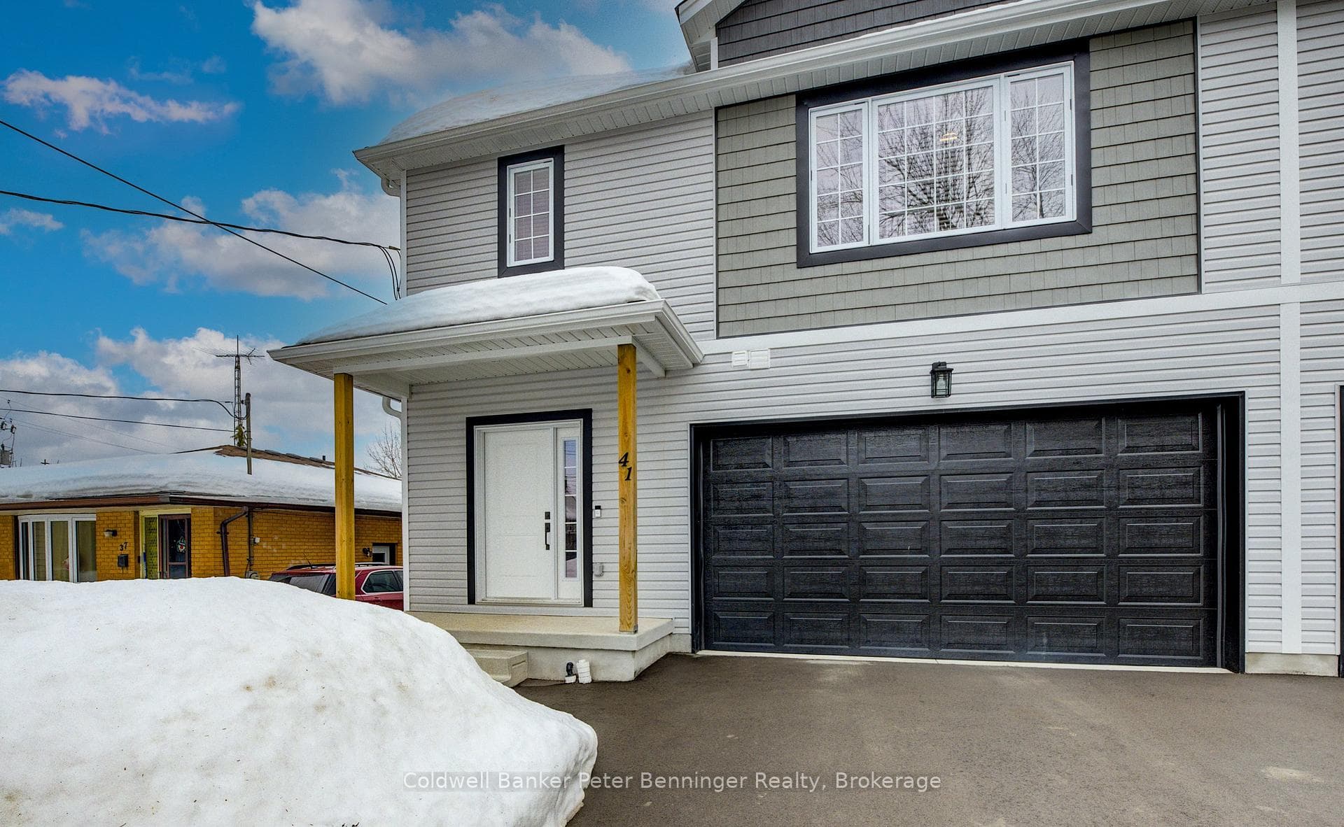41 Queensway Drive photo 3