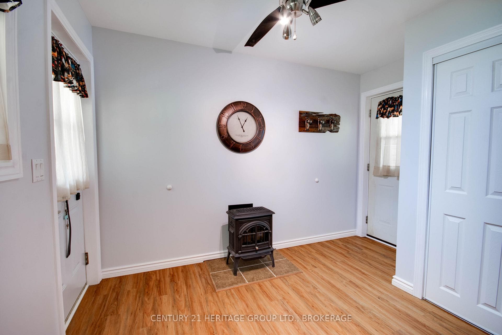 4309 Maple Drive photo 12