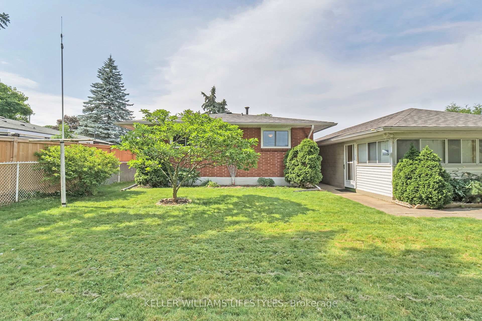 1569 Dale Street photo 36