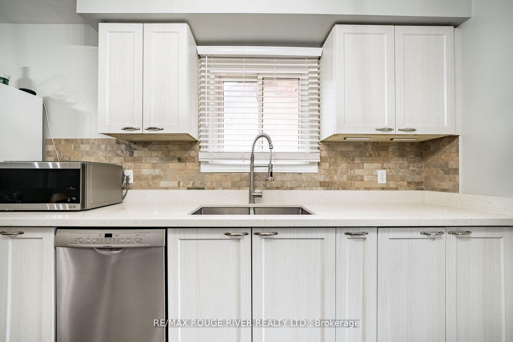 35 Soper Creek Drive photo 7