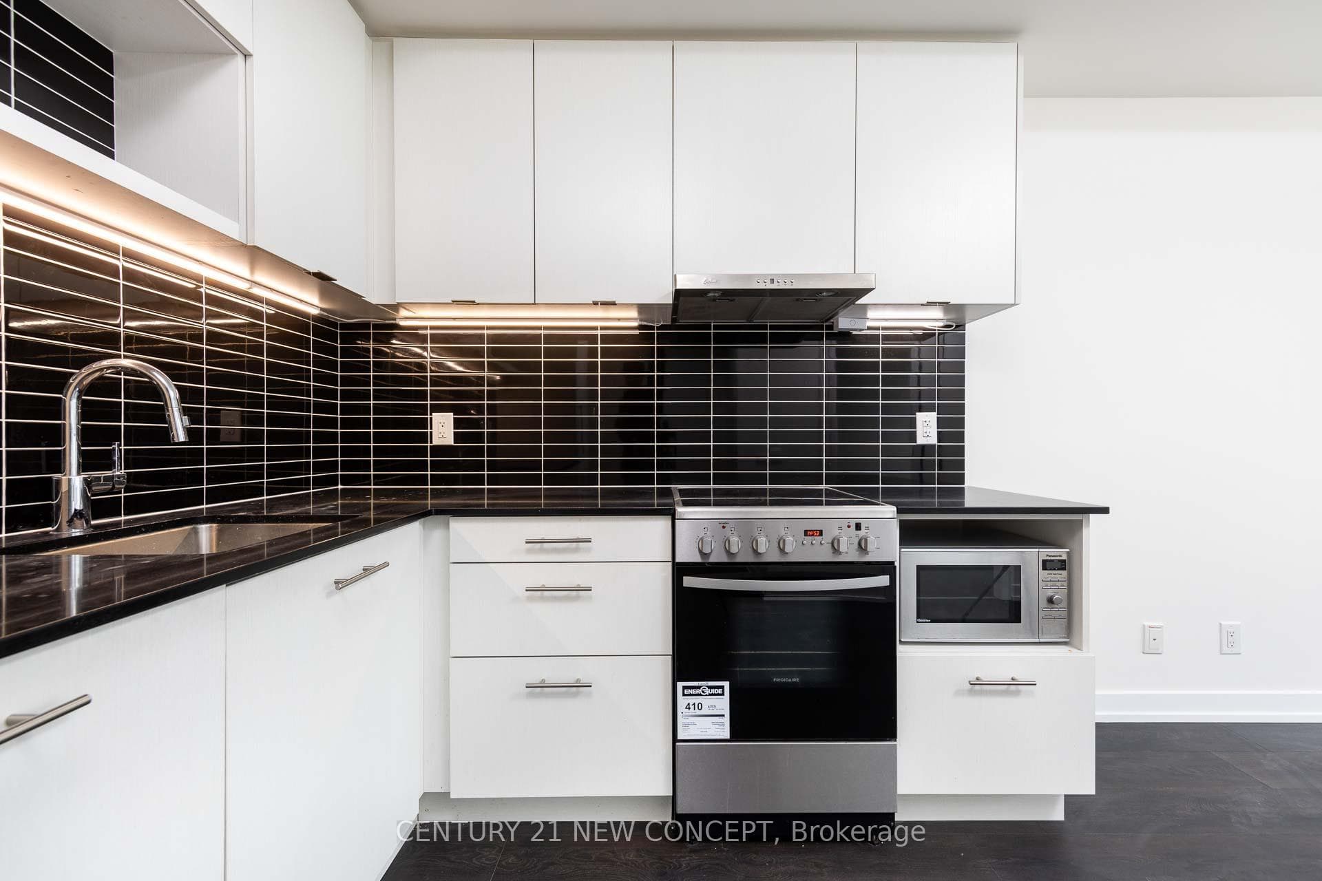 365 Church Street Unit 2102 photo 24