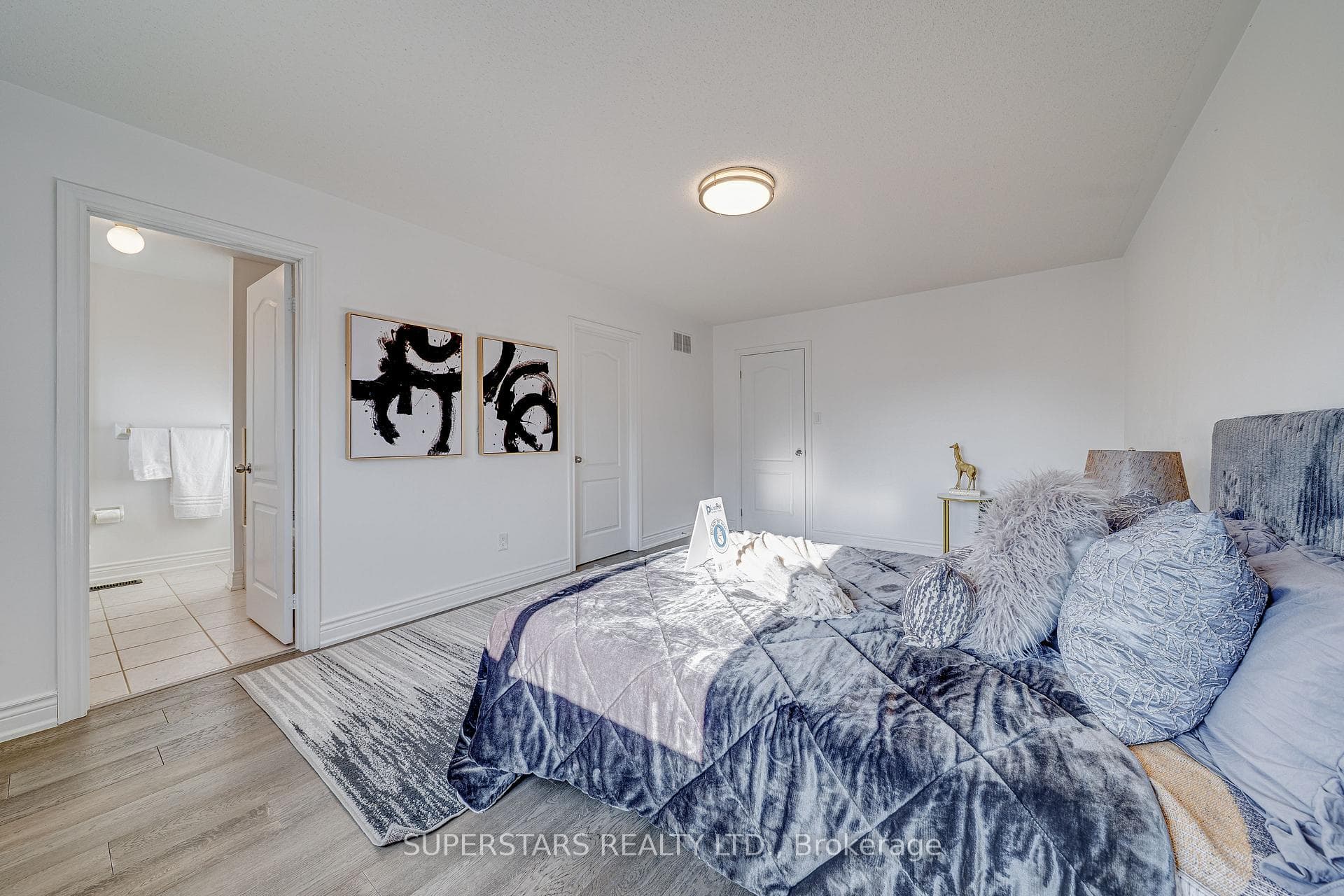 115 Edward Jeffreys Avenue photo 12