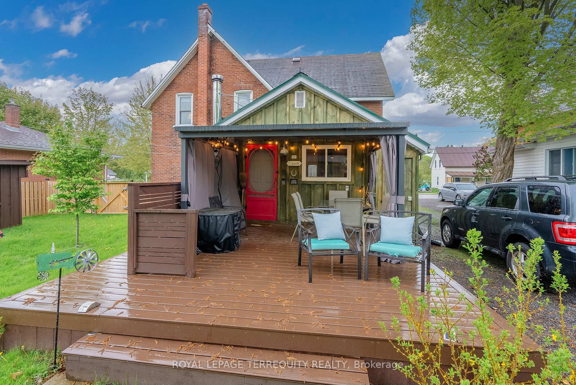 341 Arthur Street photo 36