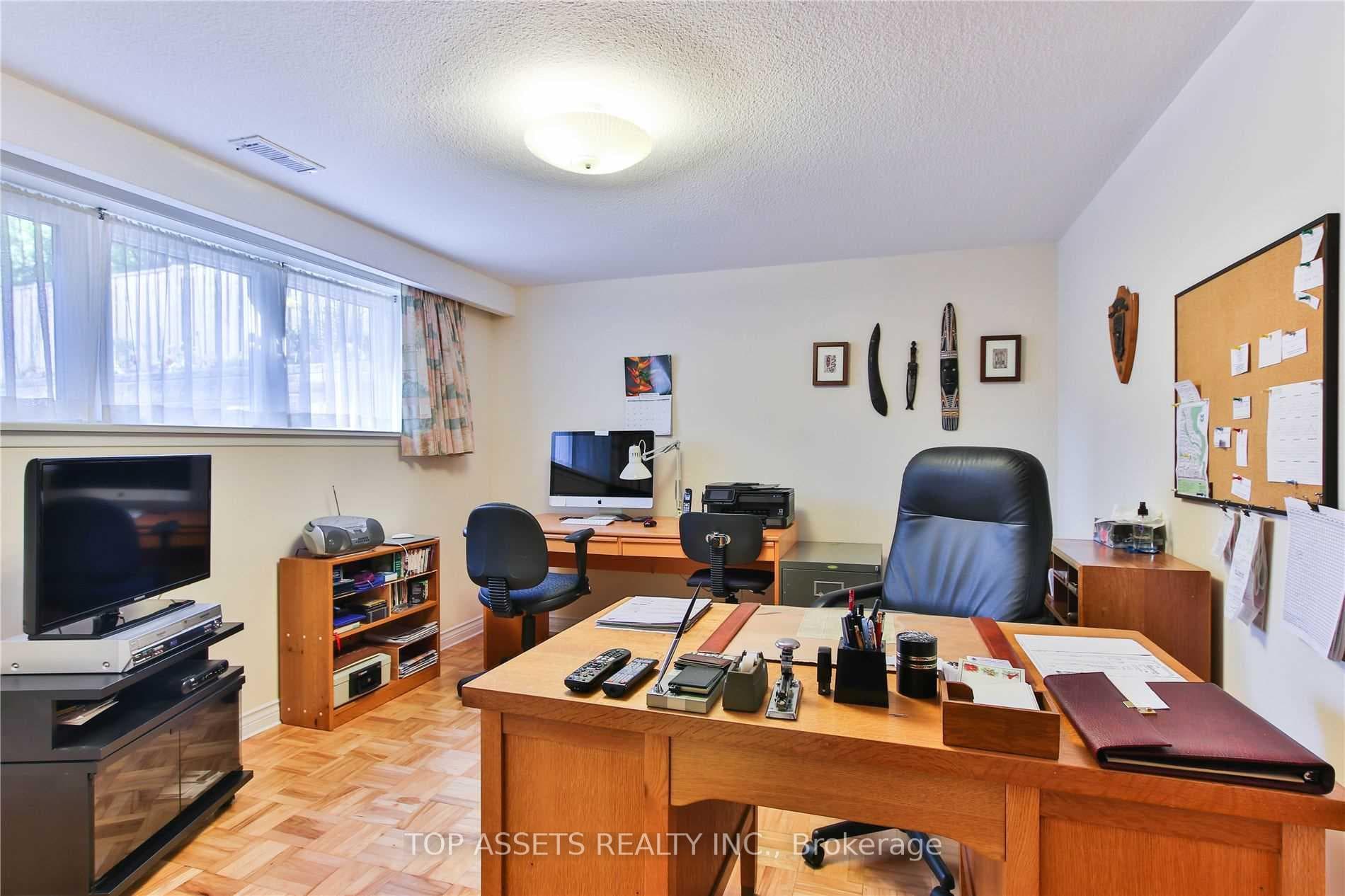 9 Restwell Crescent photo 17