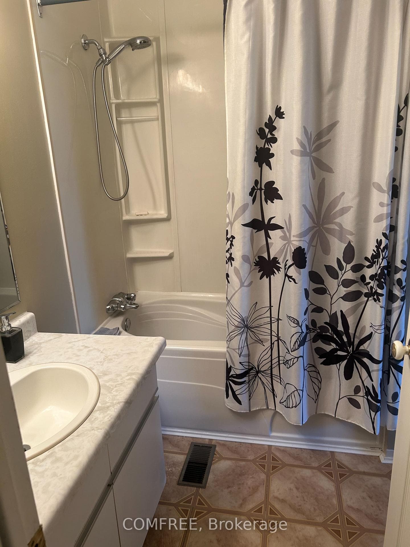 56 Fieldgate Drive photo 15