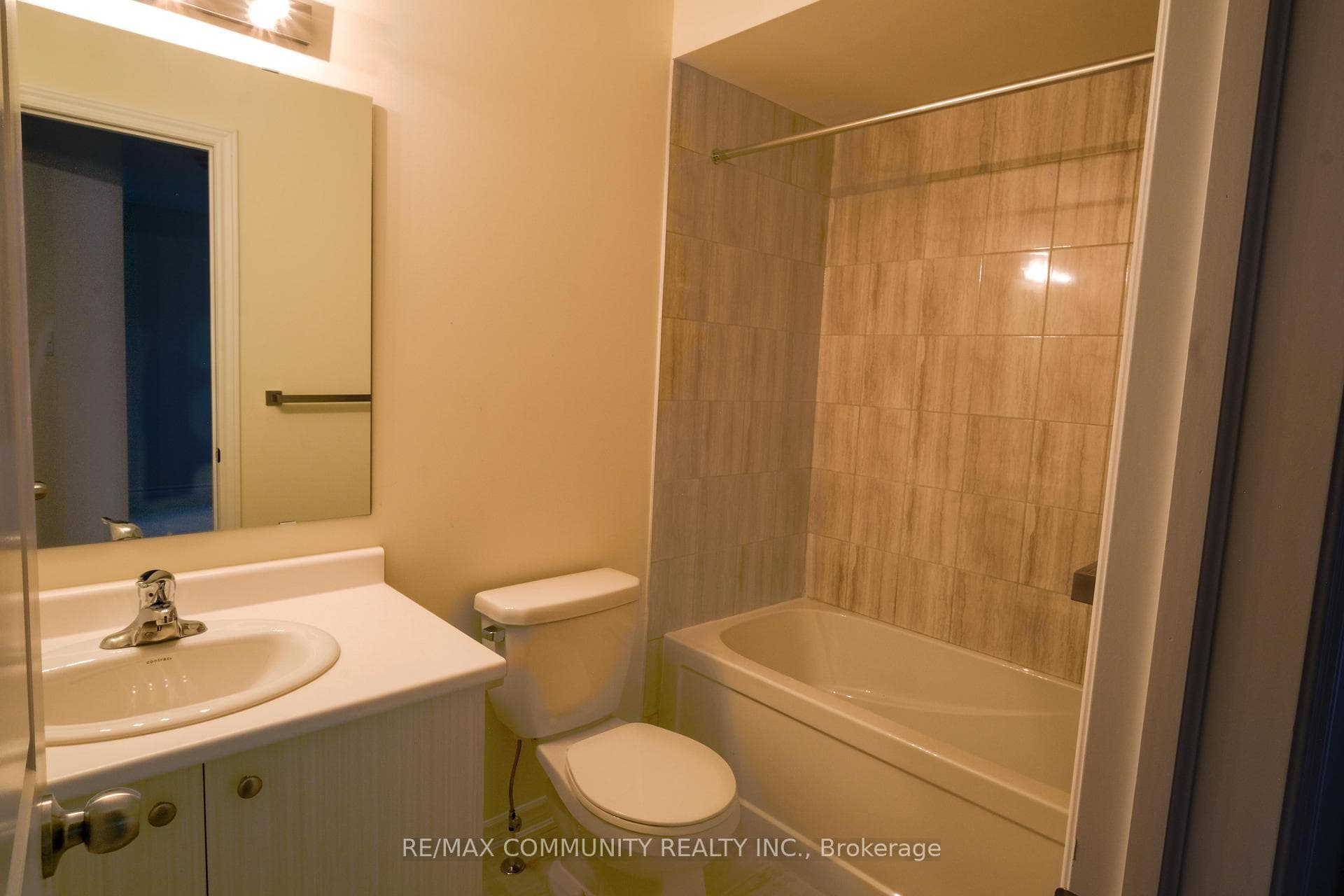 1109 Skyridge Boulevard photo 17