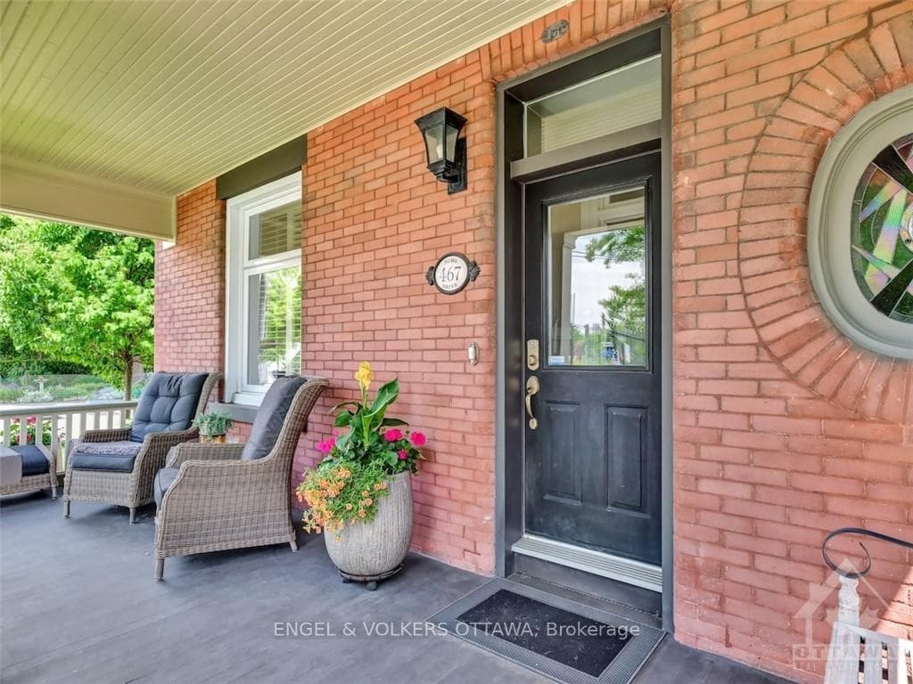 467 ECHO Drive photo 3