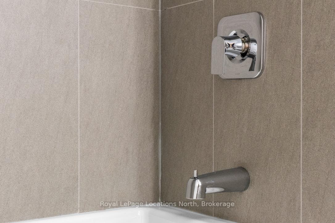 121 EMERSON Way photo 38