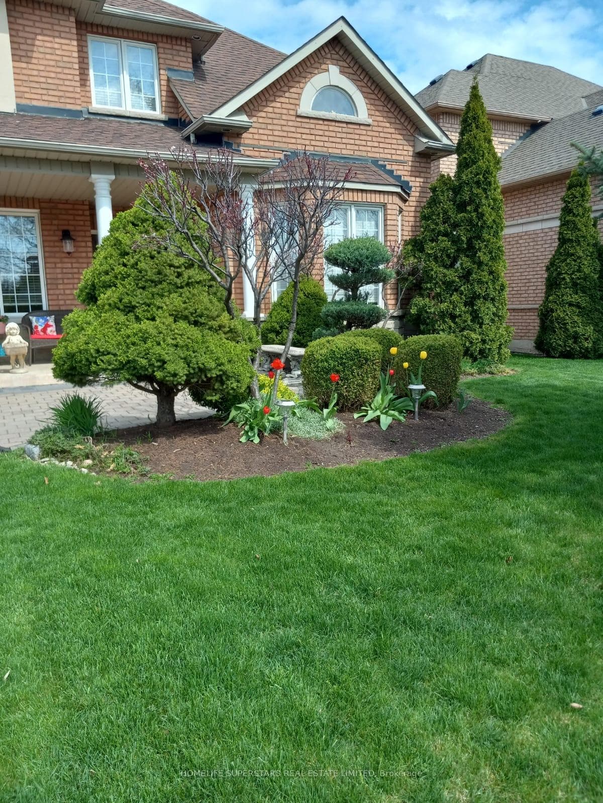 156 Novaview Crescent photo 49