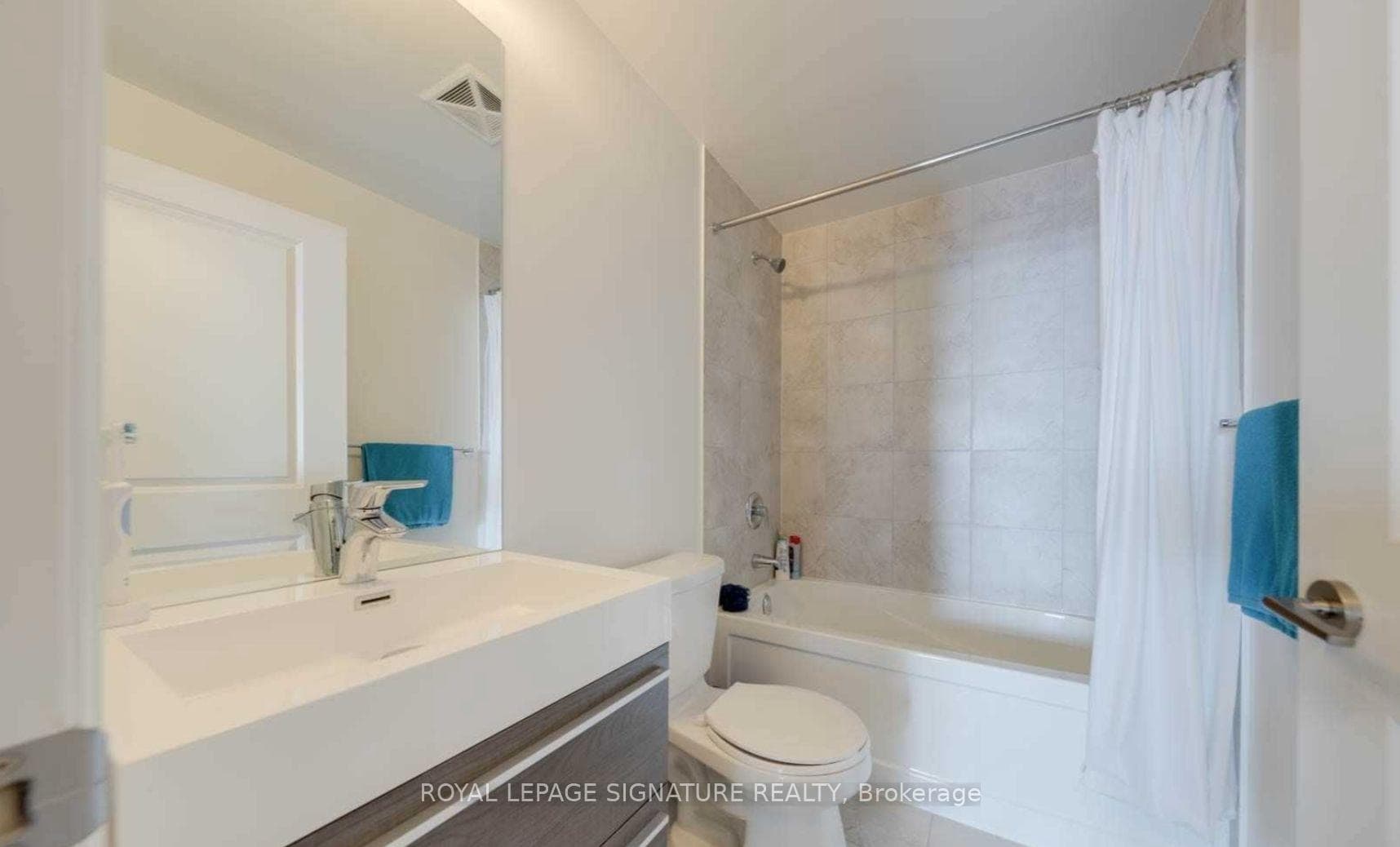 17 Zorra Street Unit 1407 photo 13