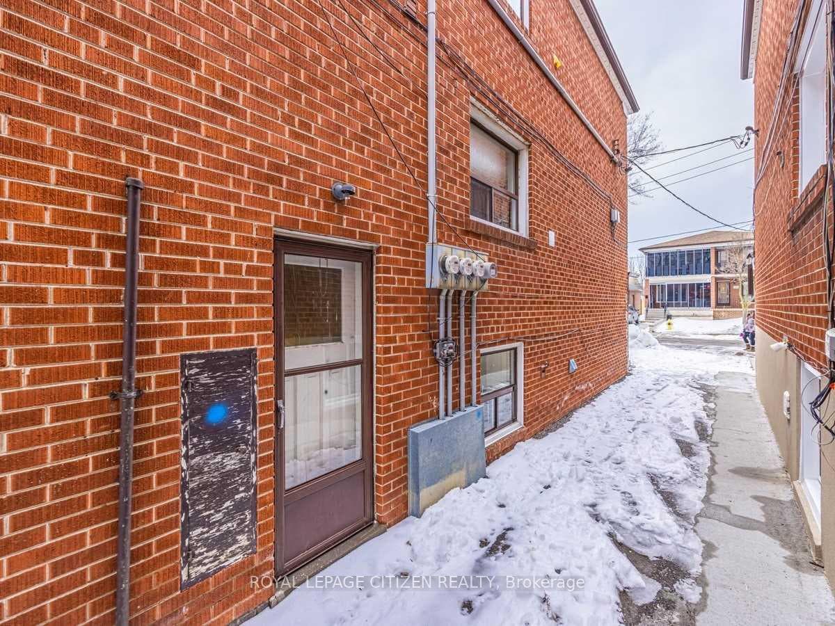 17 Bayliss Lower Level Avenue photo 11