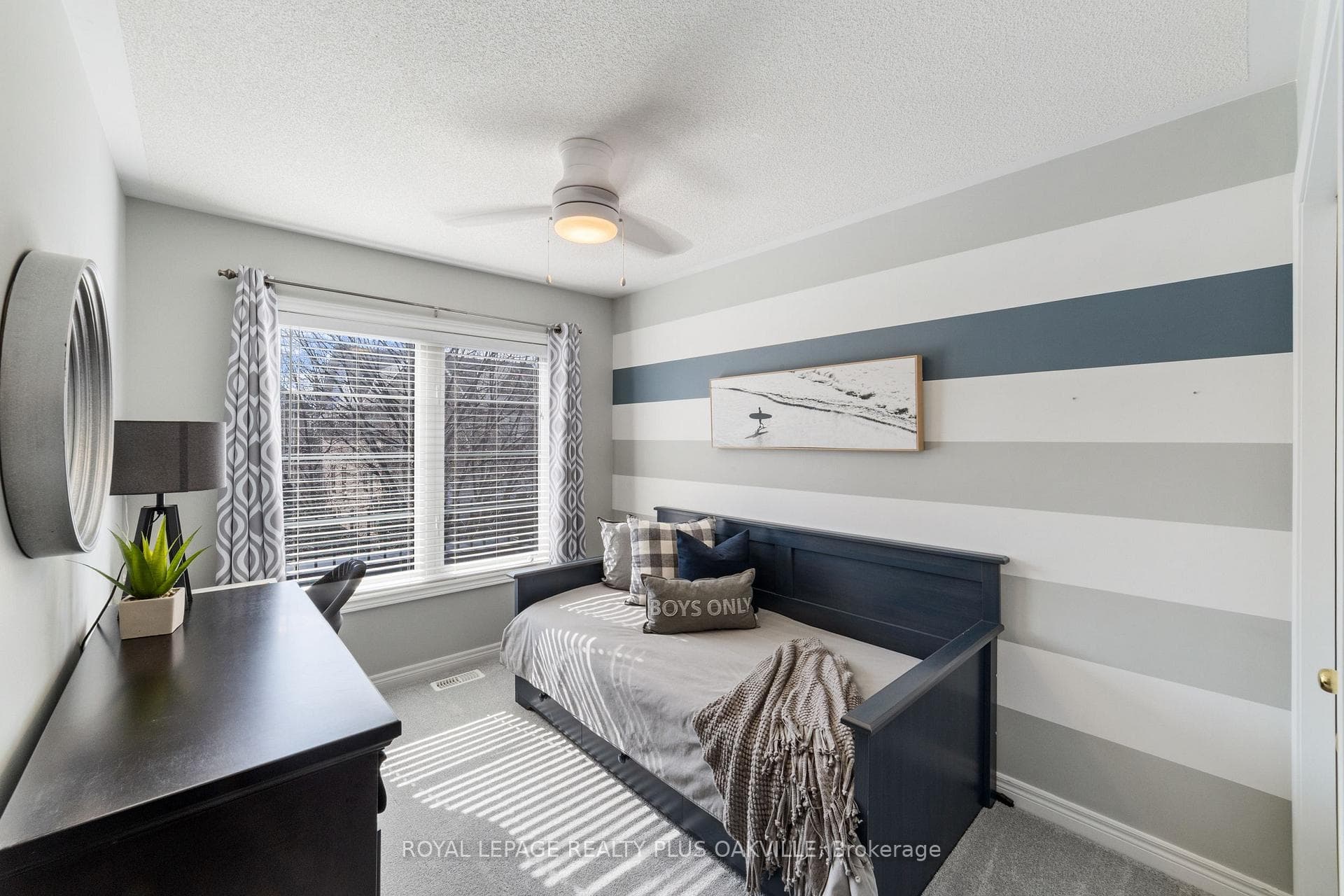 2427 Montagne Avenue photo 17