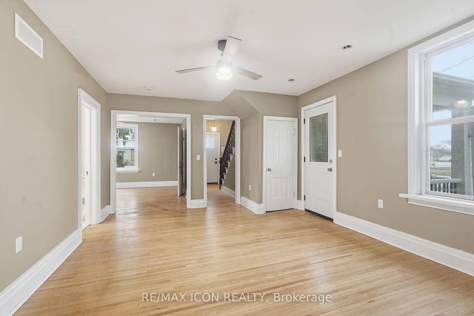 182 Maple Street photo 14