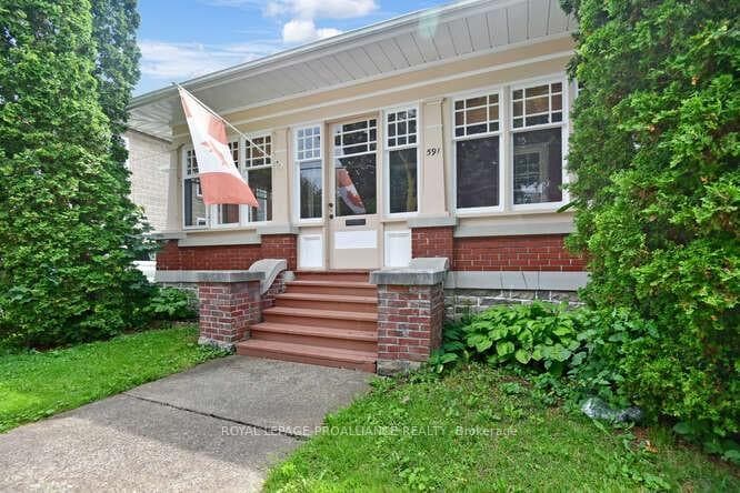 591 ANN Street photo 23