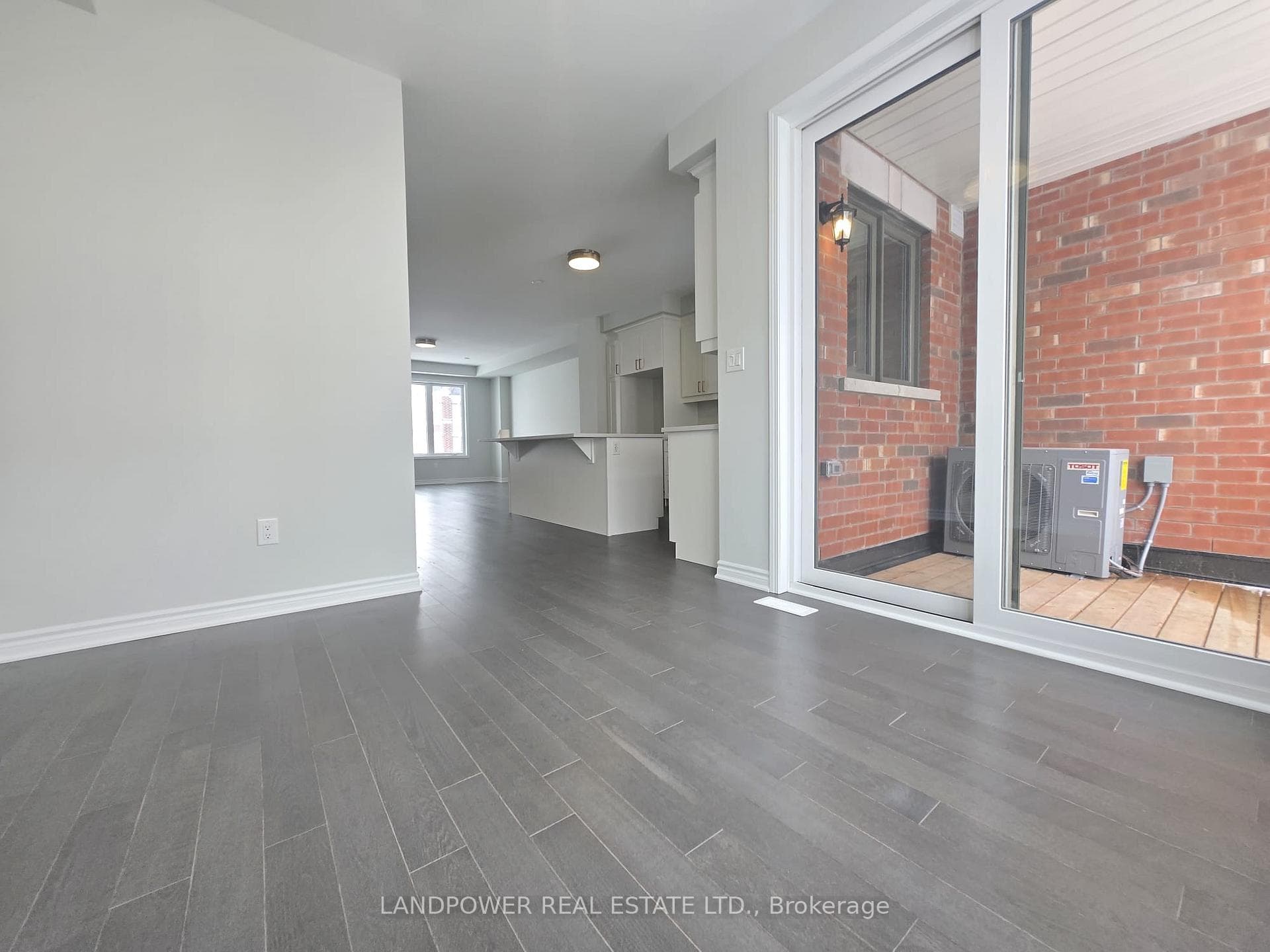 128 Avani Avenue photo 22