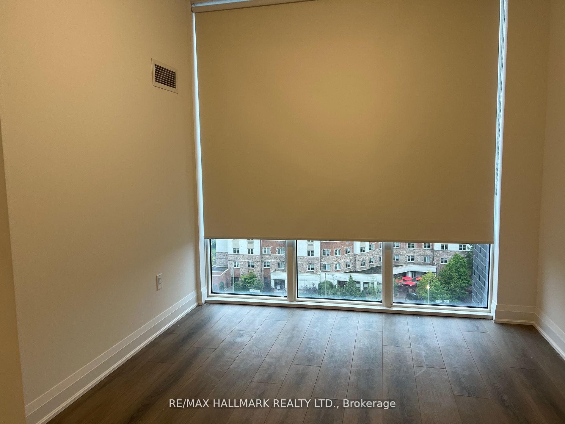 10 Gatineau Drive Unit 902 photo 17
