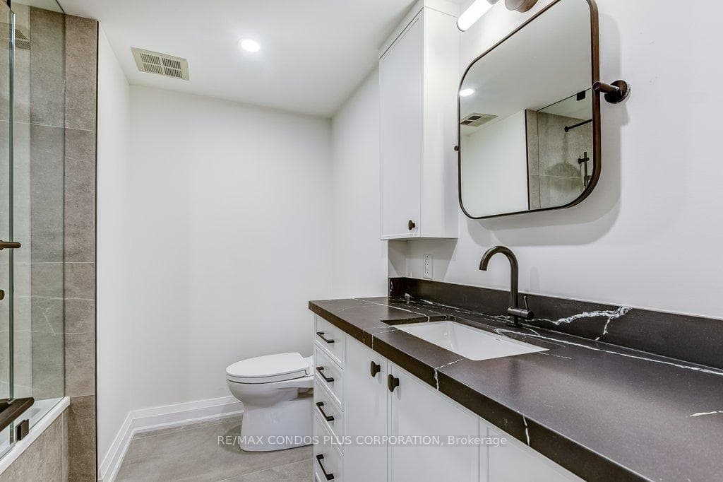 40 Rosehill Avenue Unit 301 photo 32