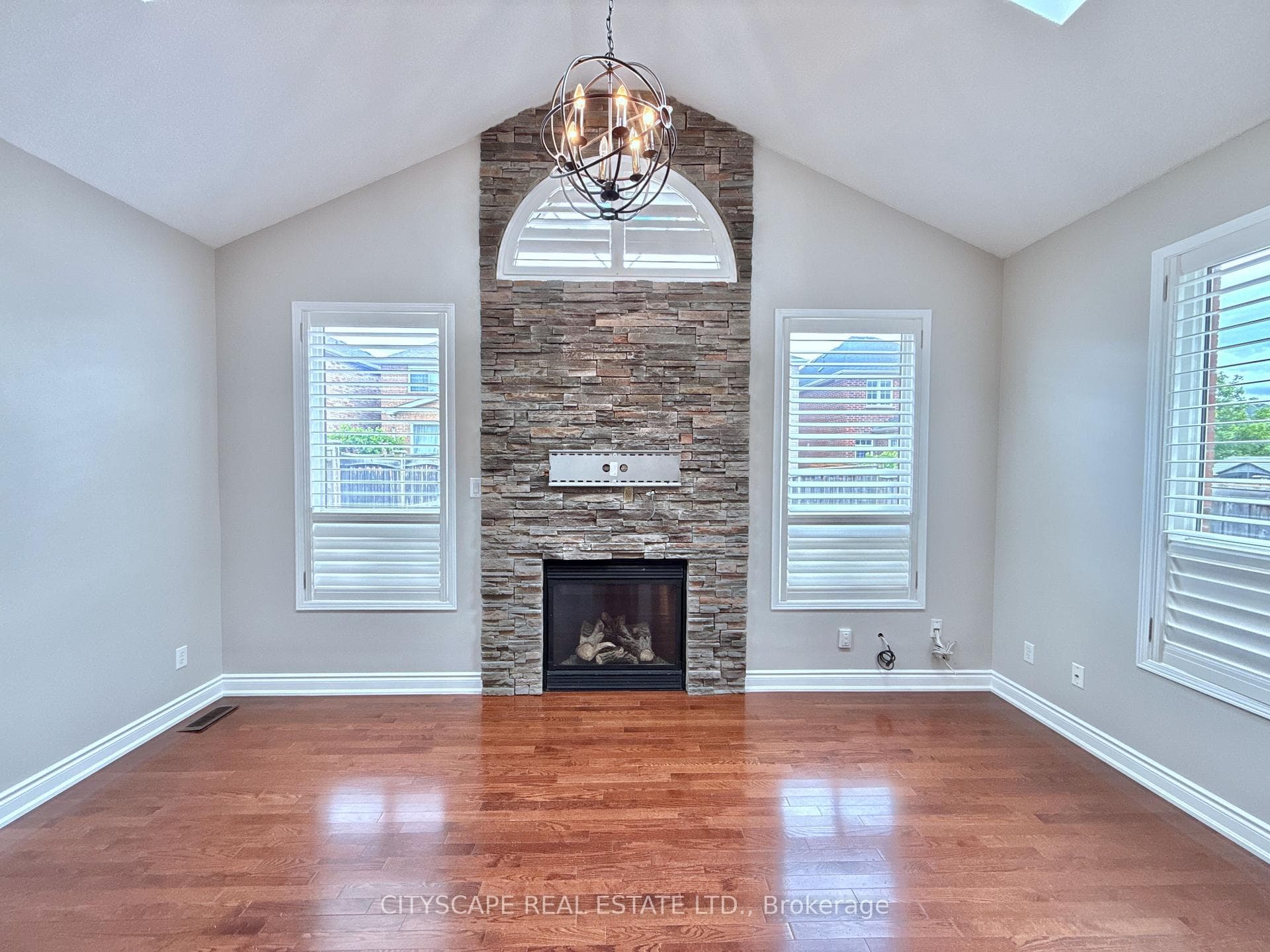 5409 Bestview Way photo 8