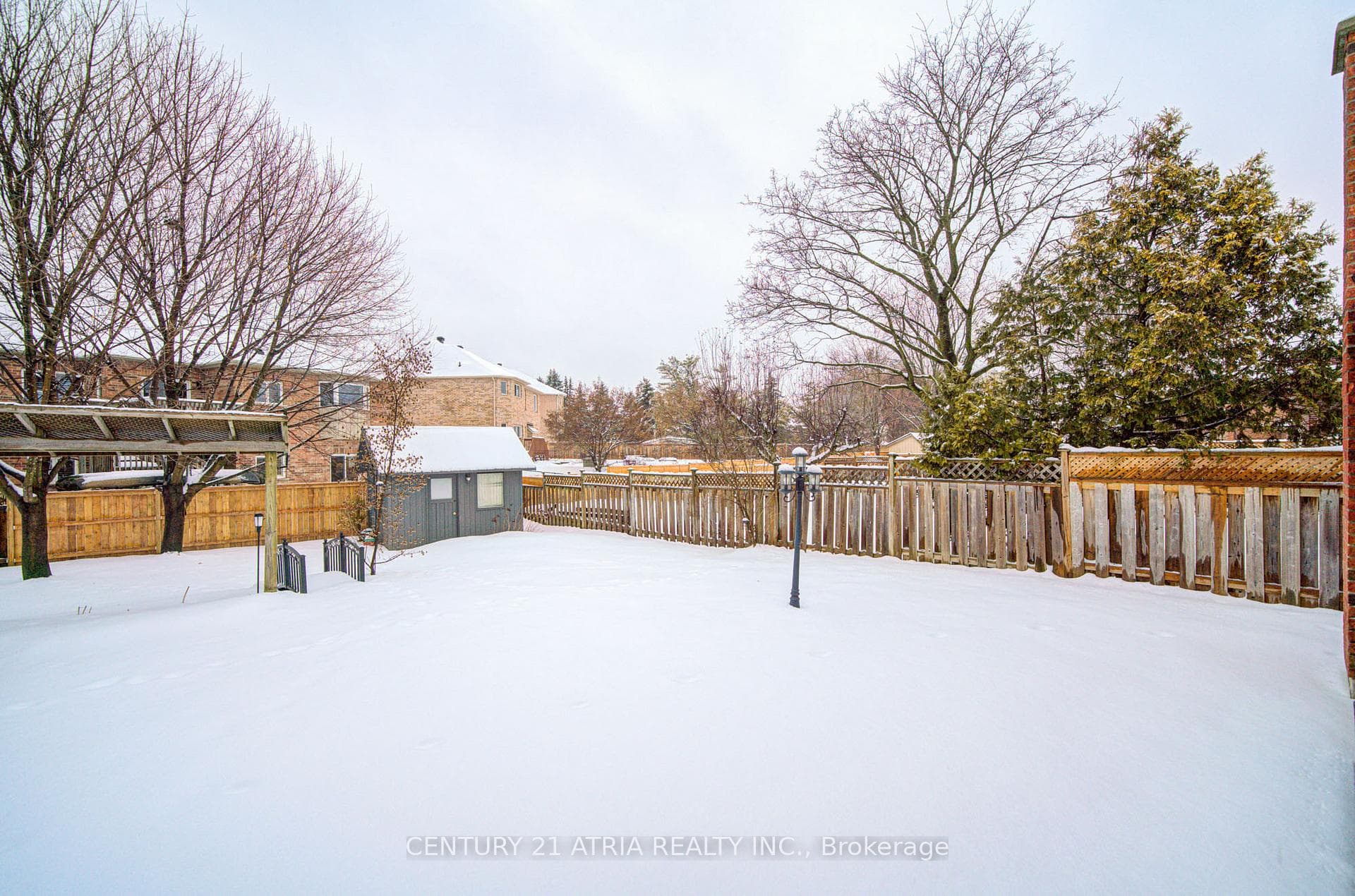 65 Worthington Avenue photo 42
