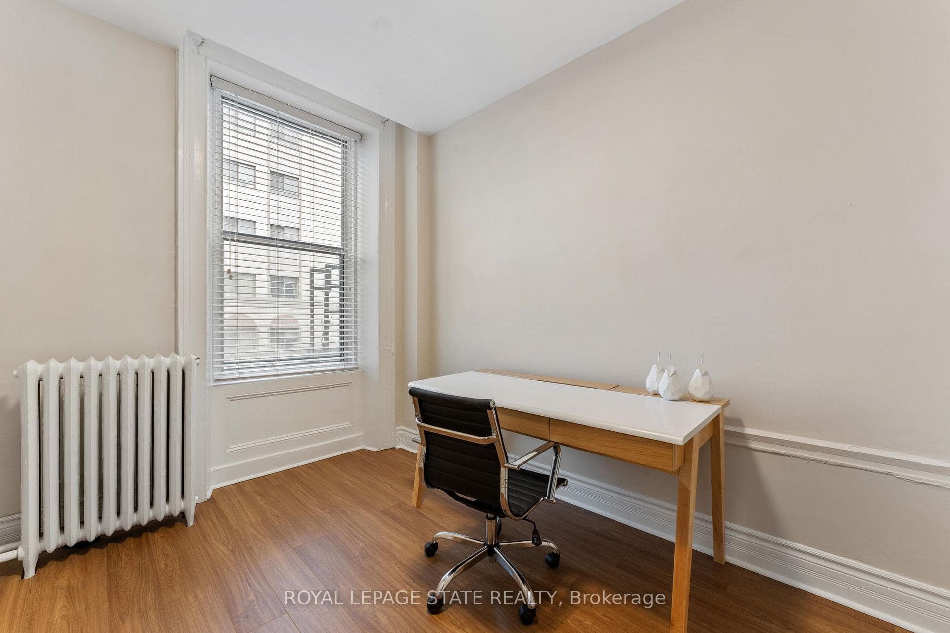 154 James Street South Street Unit Unit 2 photo 14