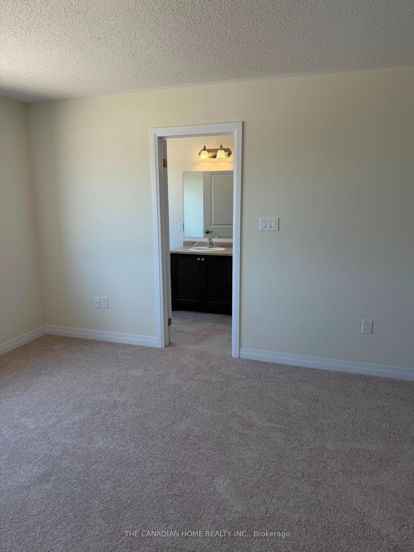 463 Jack Wilford Way photo 10