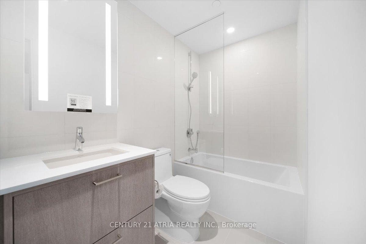 155 Merchants' Wharf N/A Unit 808 photo 12