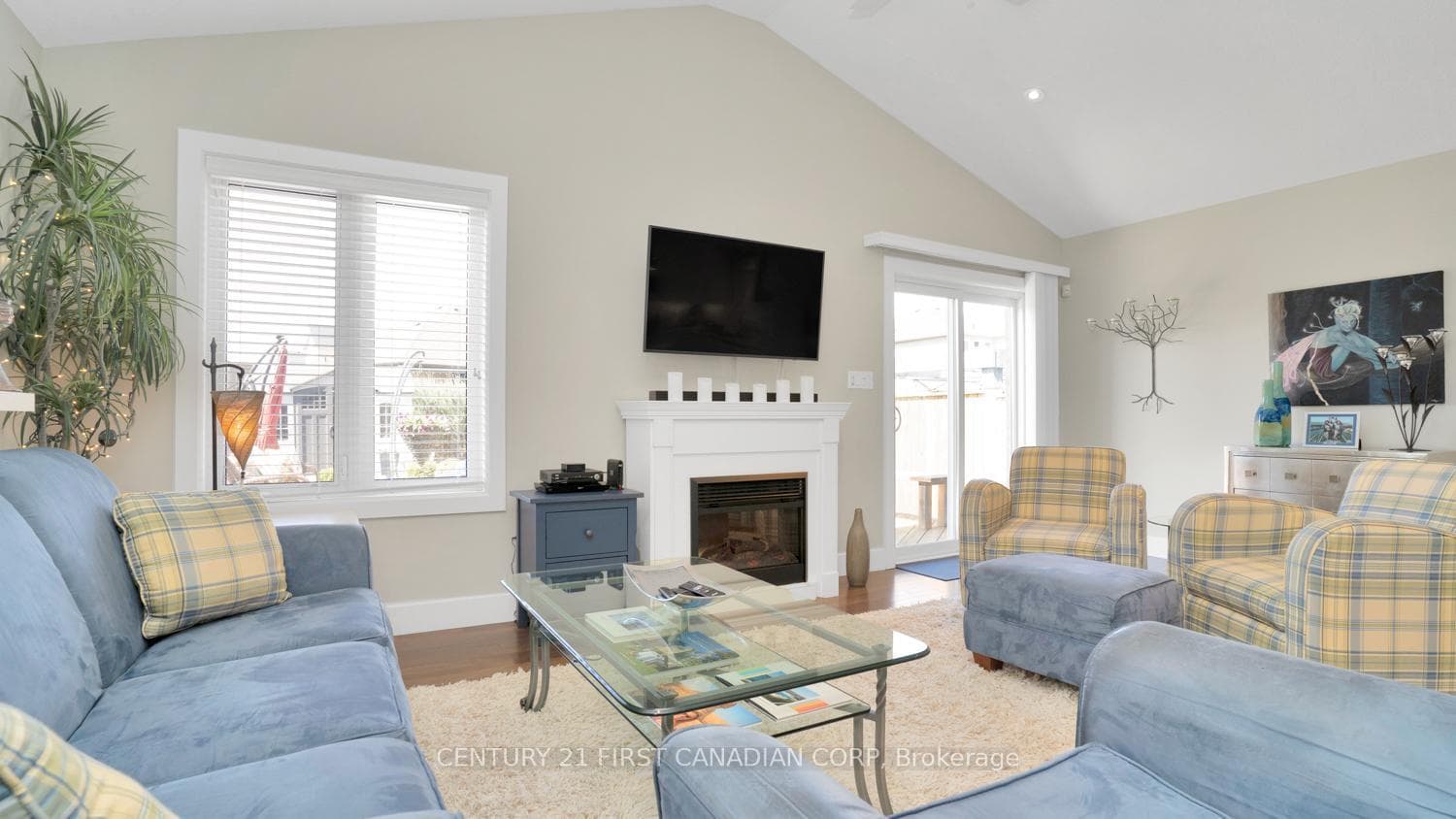 1863 Reilly Walk photo 15