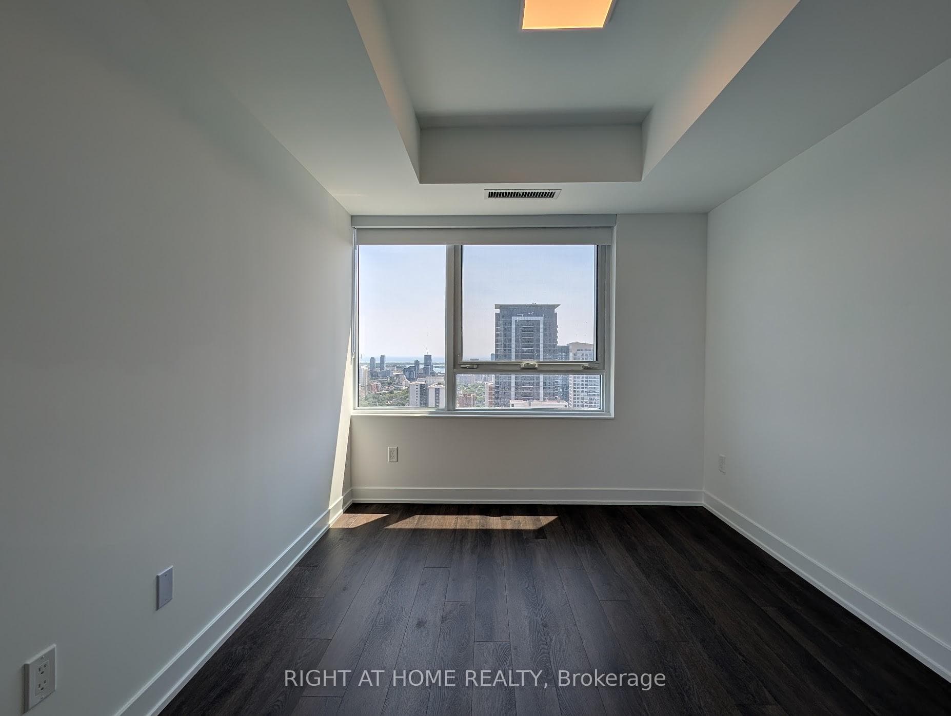 609 Sherbourne Street Unit 3610 photo 8
