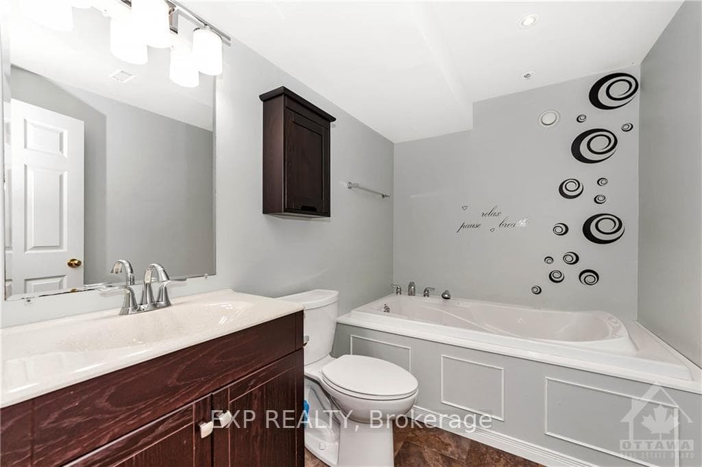 3 FAIRHOLME Drive photo 25