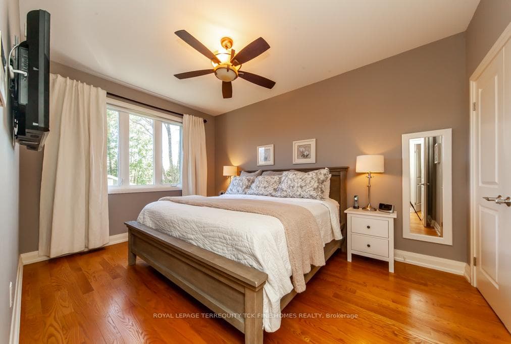 19 Sir Caradoc Place photo 7