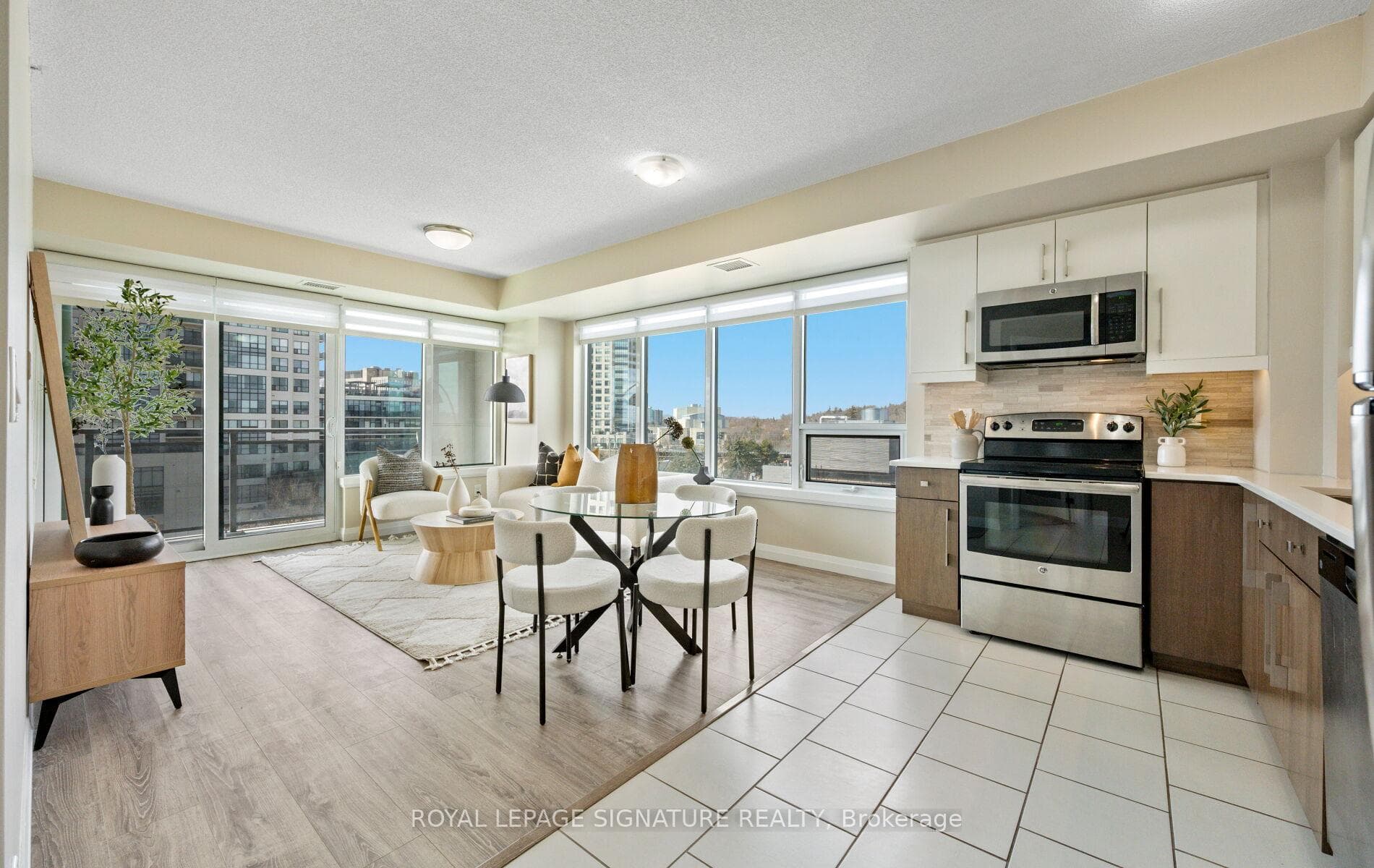 53 Arthur Street Unit 706 photo 5