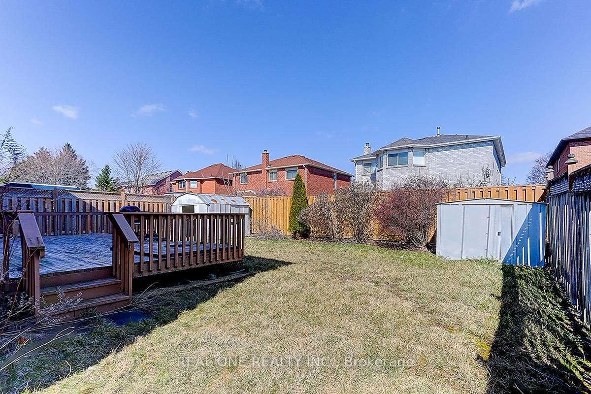 26 Silverbirch Place photo 31