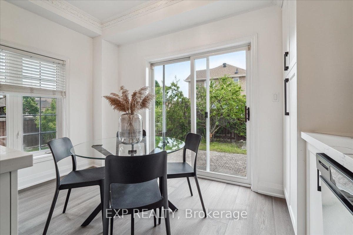 160 Sonoma Boulevard photo 12