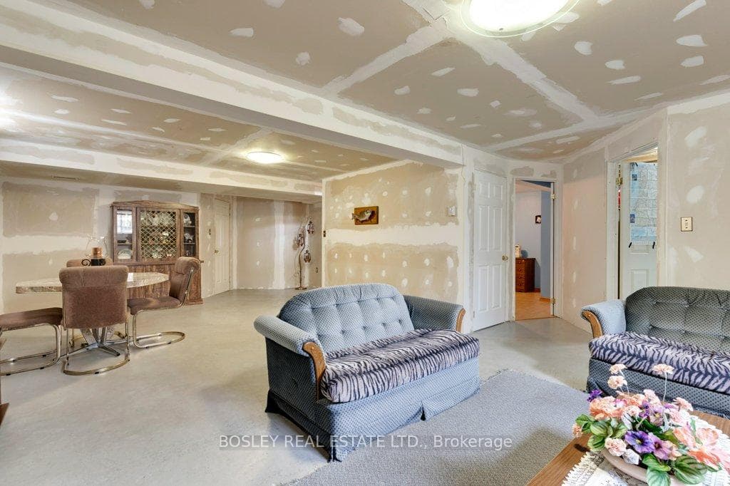 270 Green Vista Drive photo 28